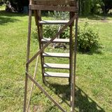 Escabeau de peintre ancien en bois