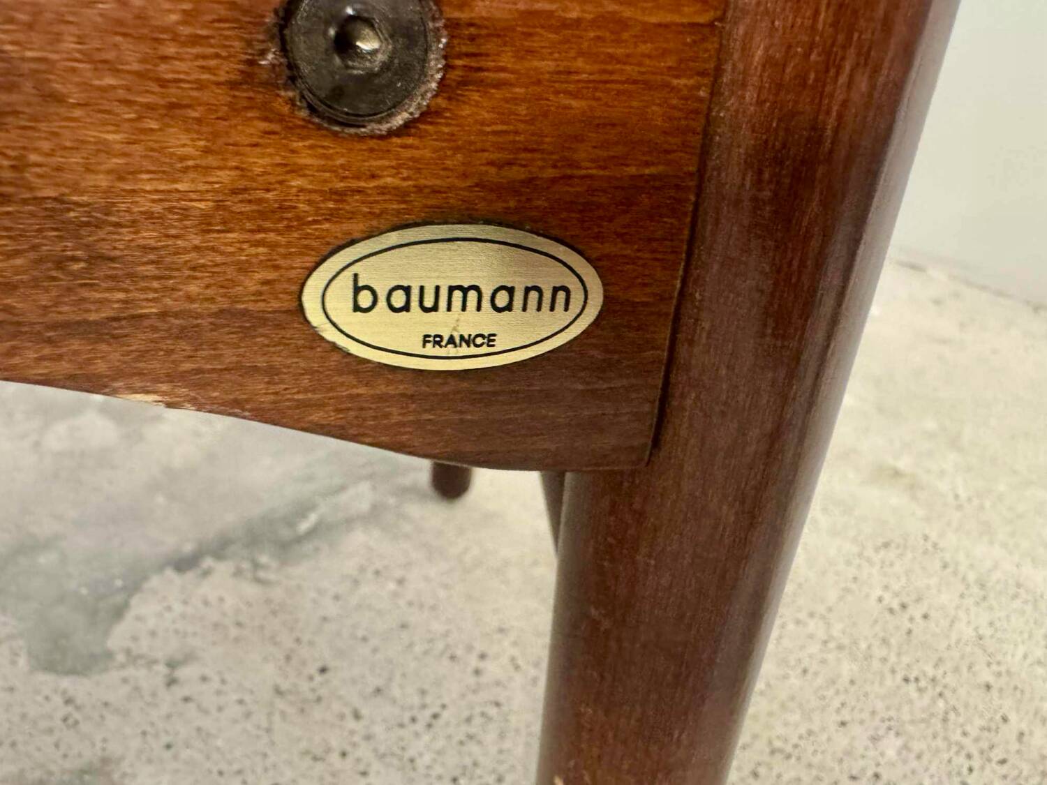 24 chaises Baumann vintage en bois et  skaï bleu