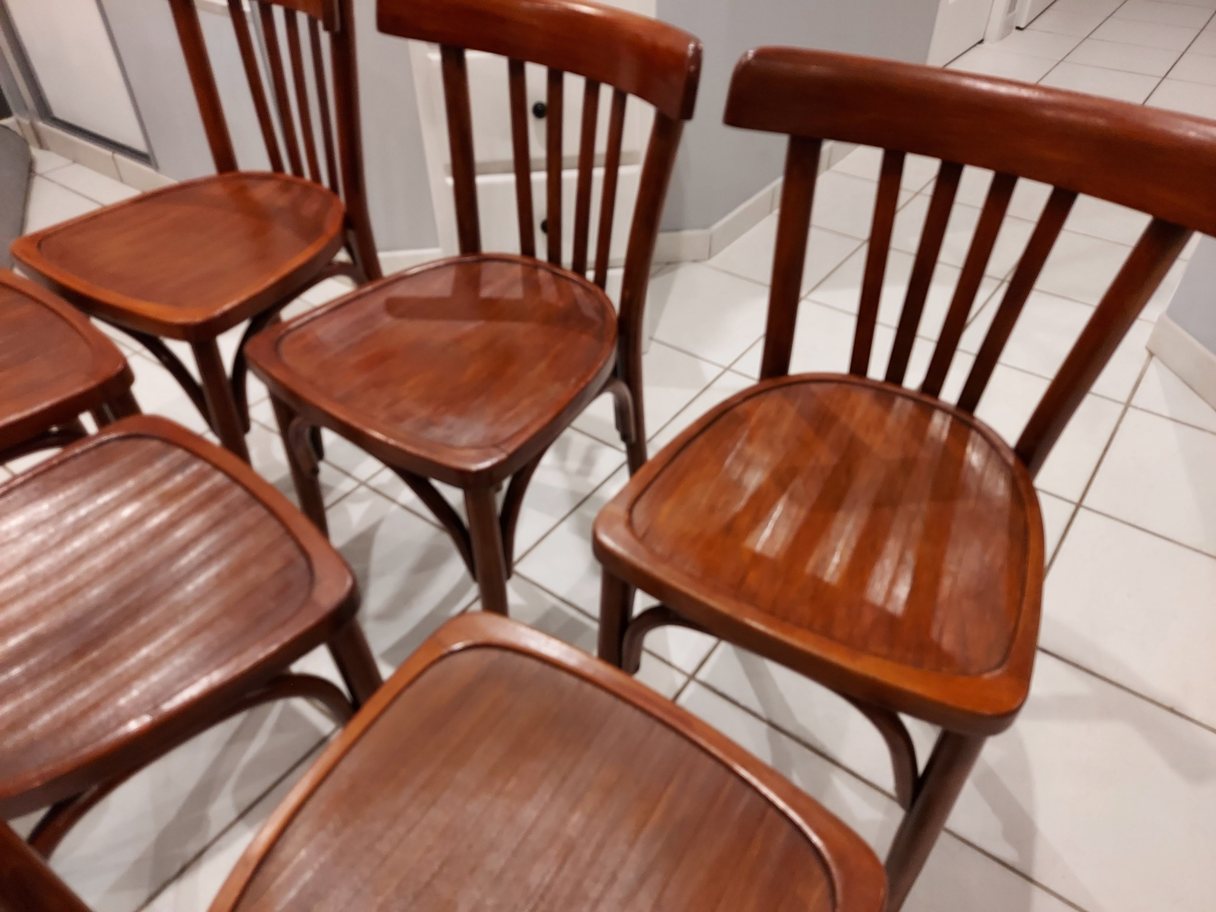 Suite de 6 chaises de Bistrot vintage années 1950