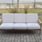 Knoll Antimott Sofa walnut