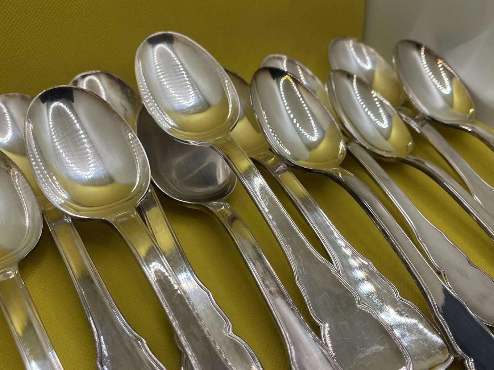 Set of 12 boulenger silver-plated metal spoons