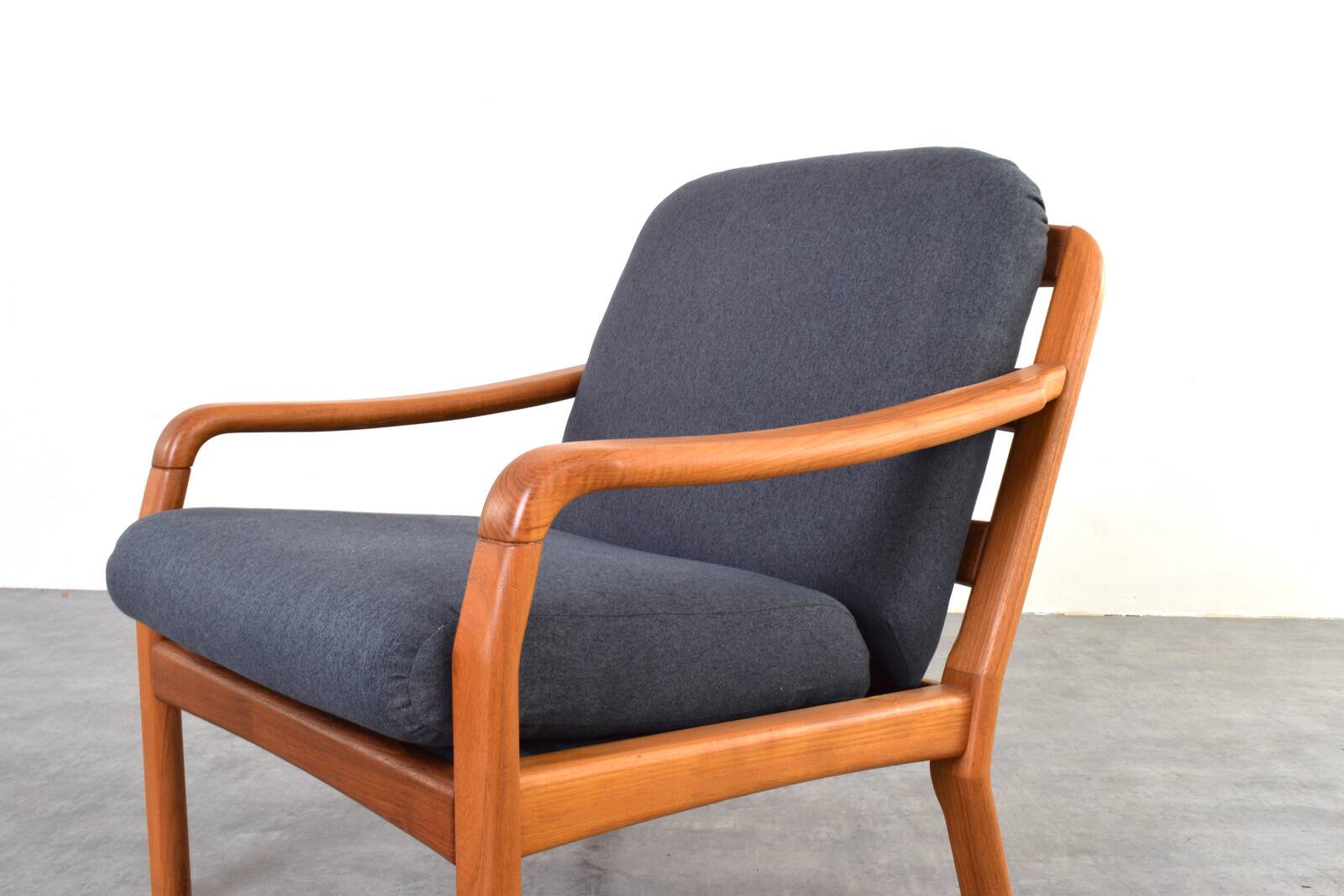 Mid-Century Danish Teak Lounge Chair by Dyrlund, 1970s.