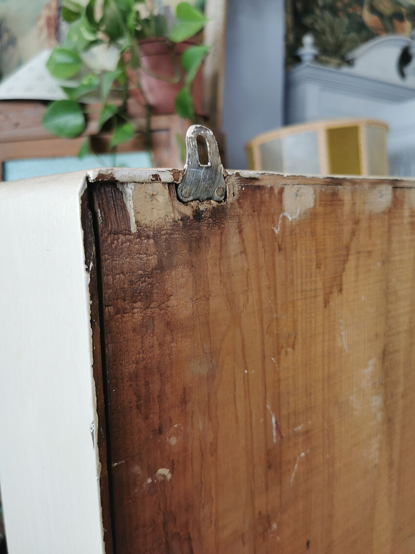 Armoire à pharmacie