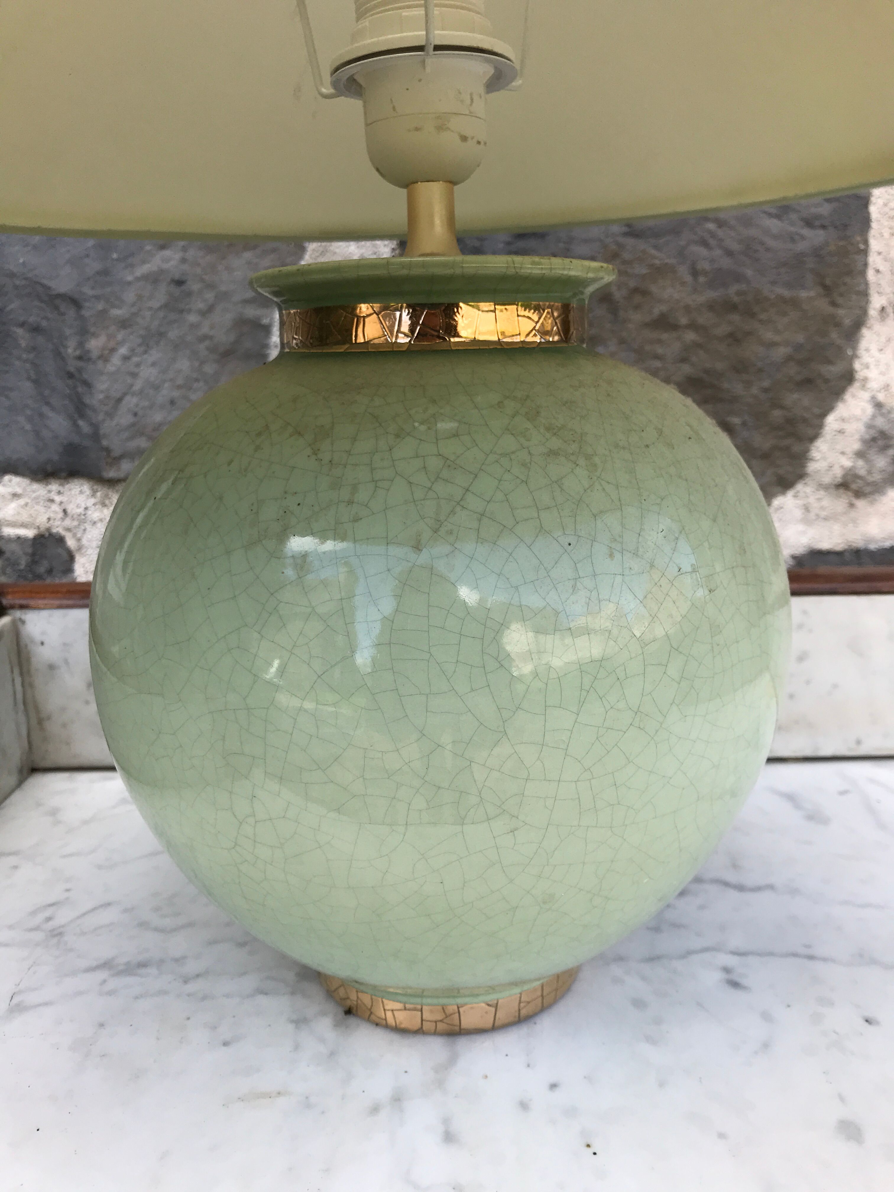Green ceramic lamp