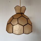 Mother-of-pearl suspension