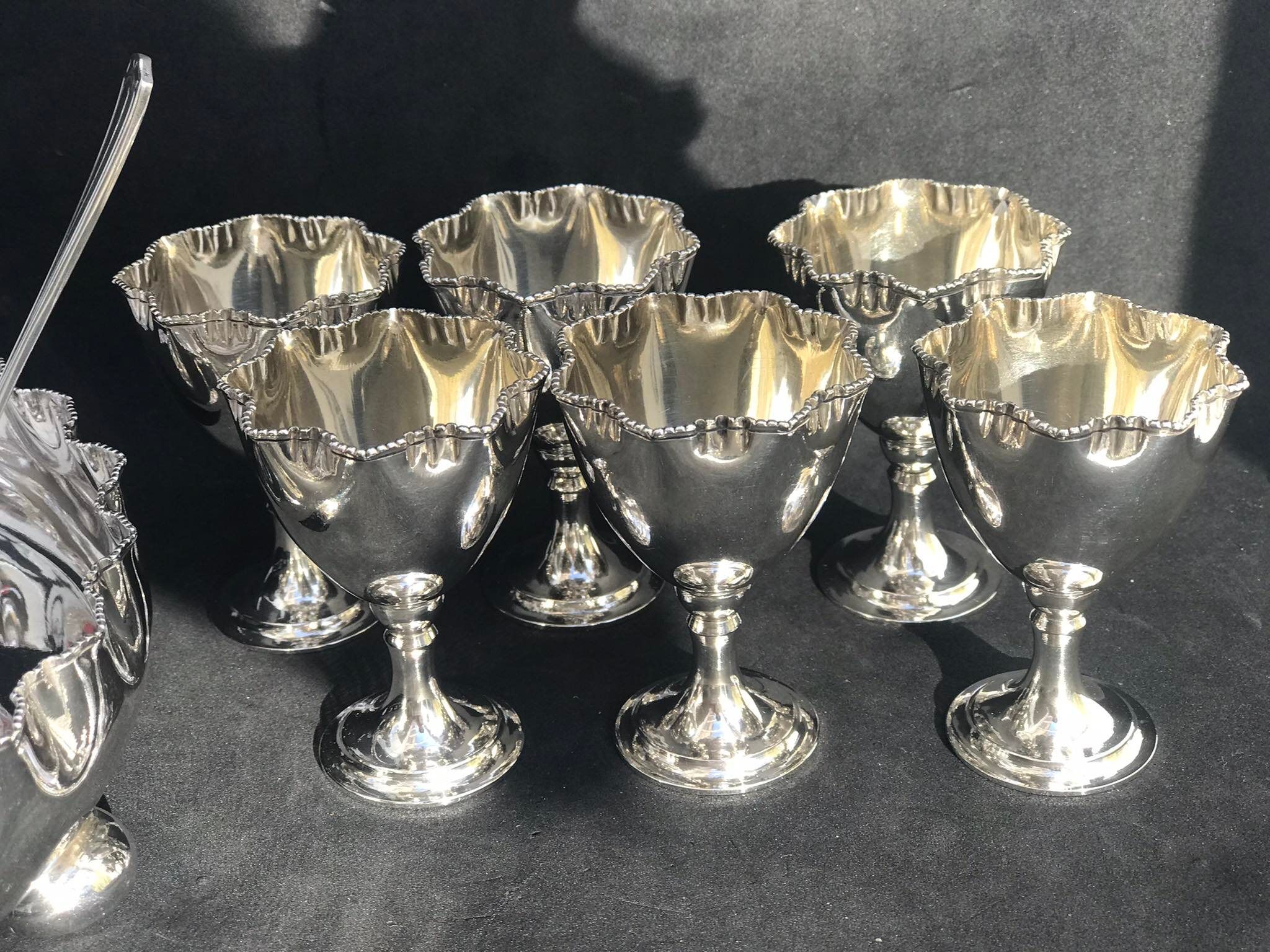 English egccups set