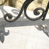 Corner stem