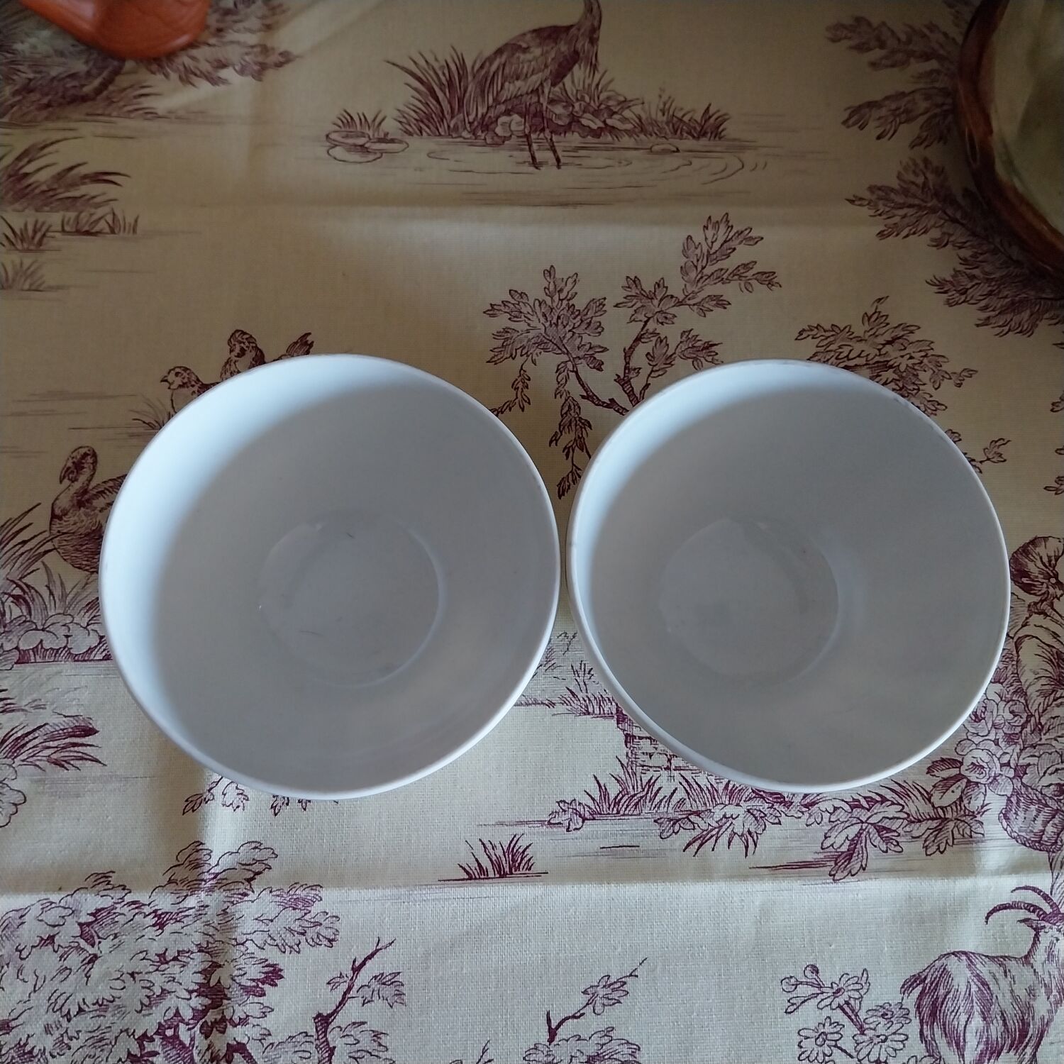 Vintage porcelain bowls