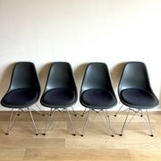 Lot of 4 original Eames DSR chairs by Vitra – with cushion