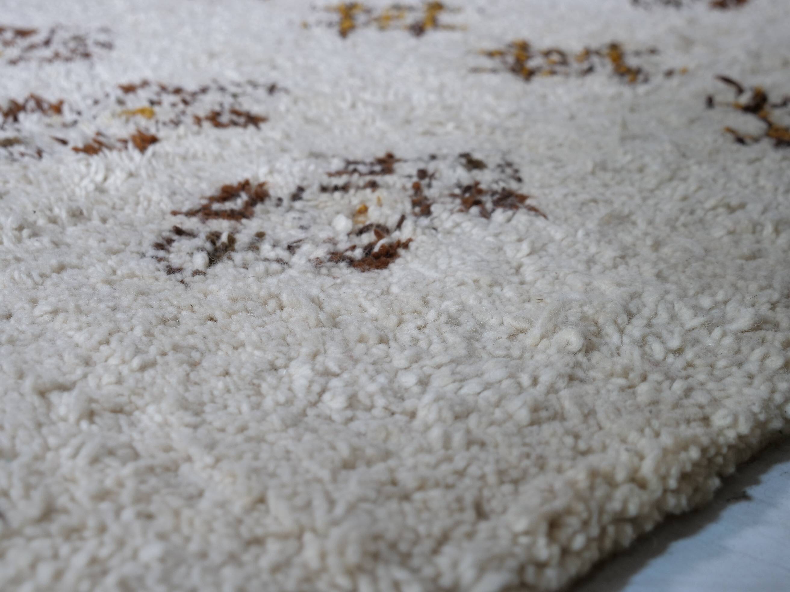 Tapis en laine berbère noué à la main, 1978