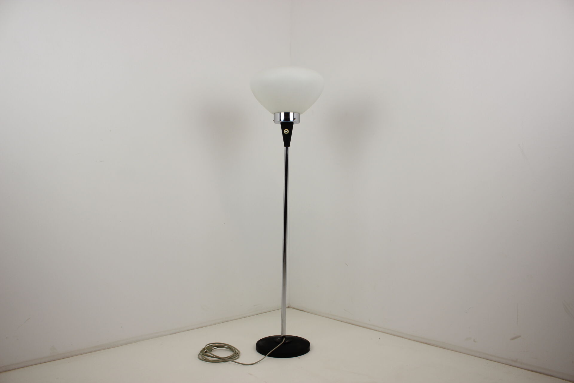 Mid-century design floor lamp/ Lidokov, 1970's