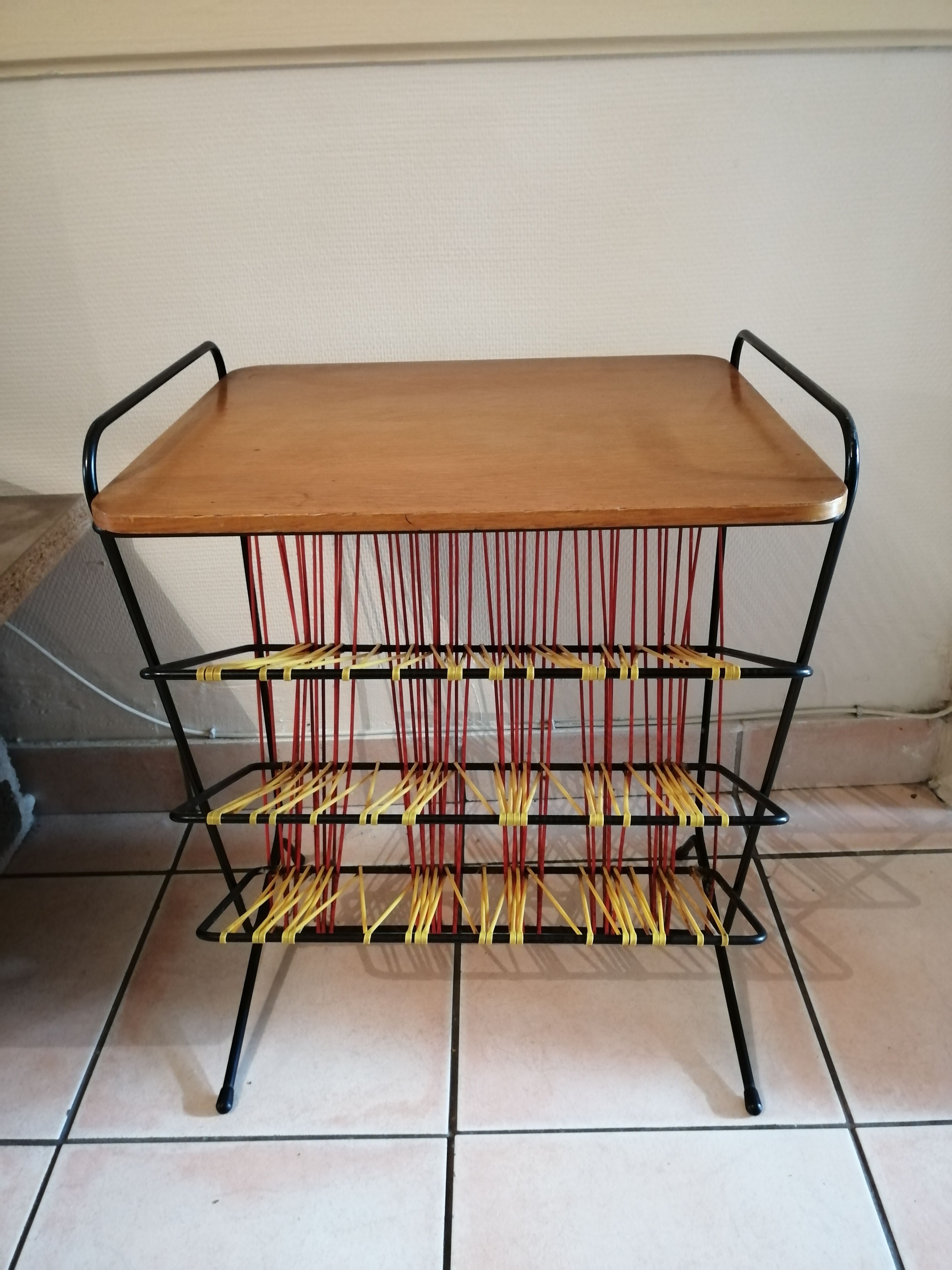 scoubidou vintage side table