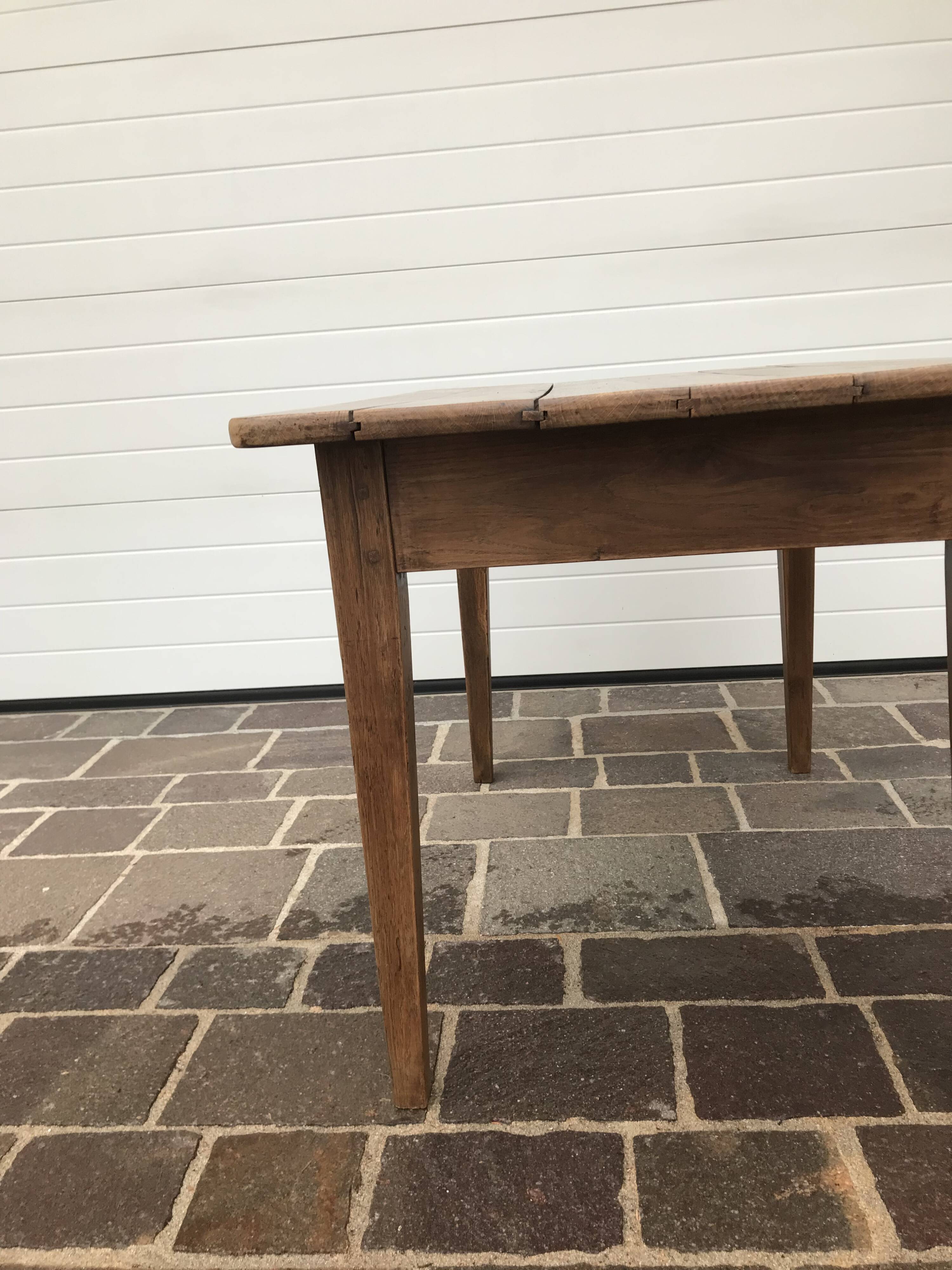 Farmhouse table