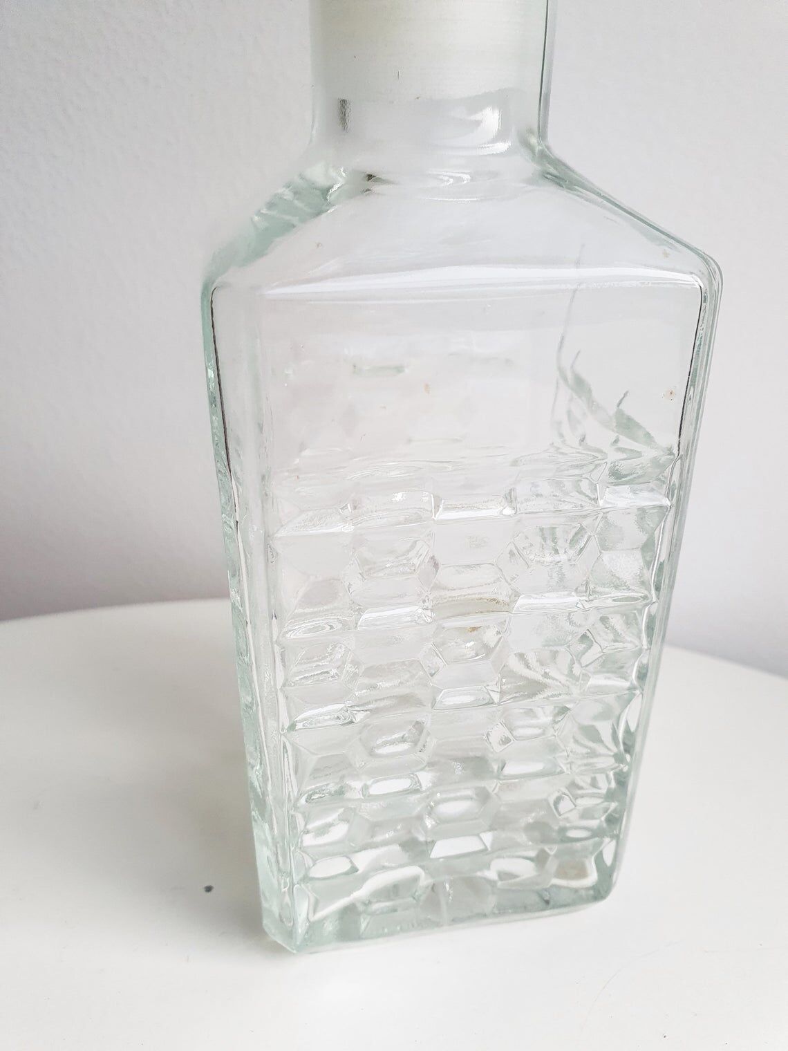 Glass square carafe