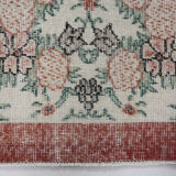 Coral red farmhouse floral rug 206x112cm