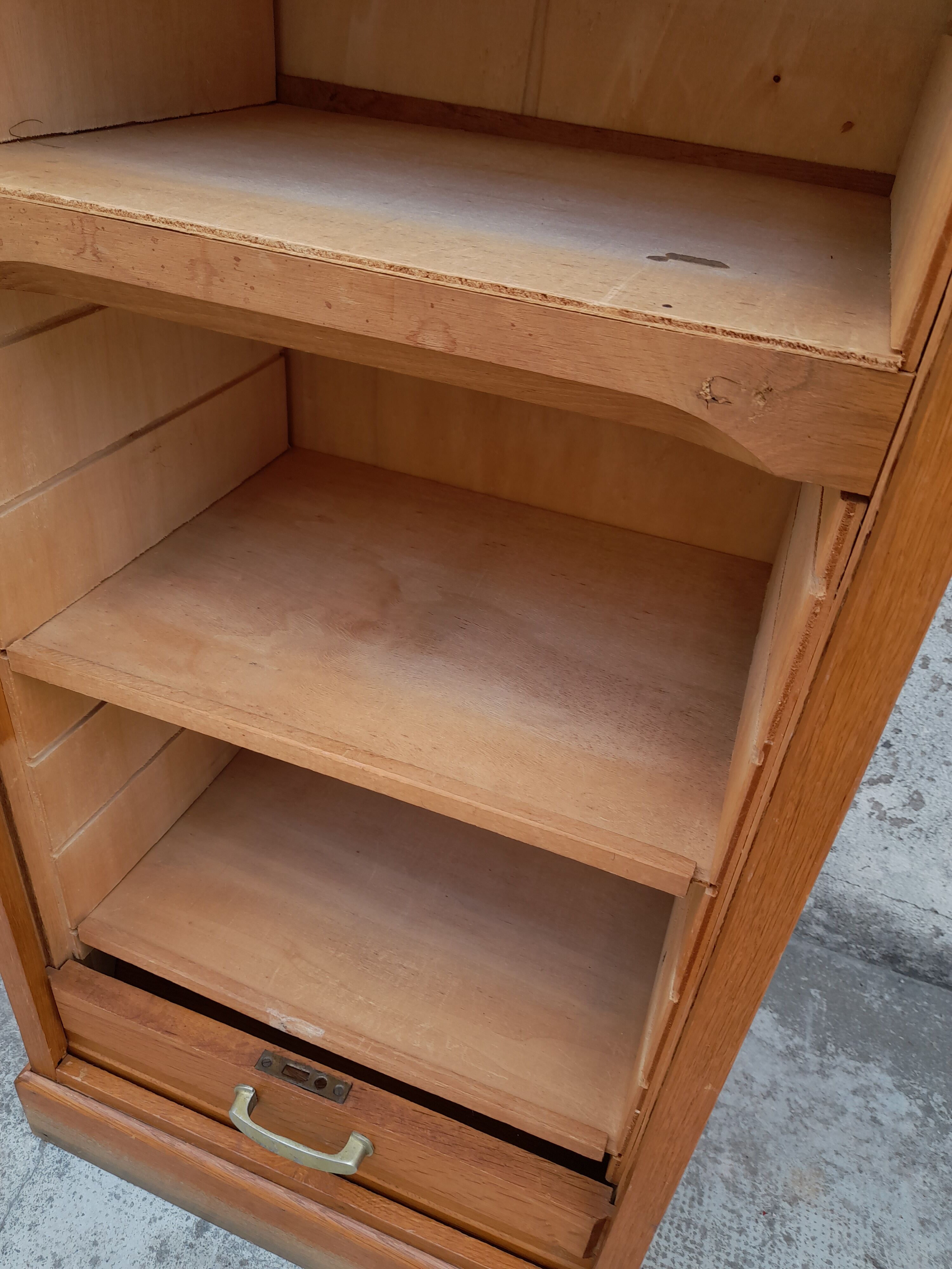 Old curtain cabinet cabinet