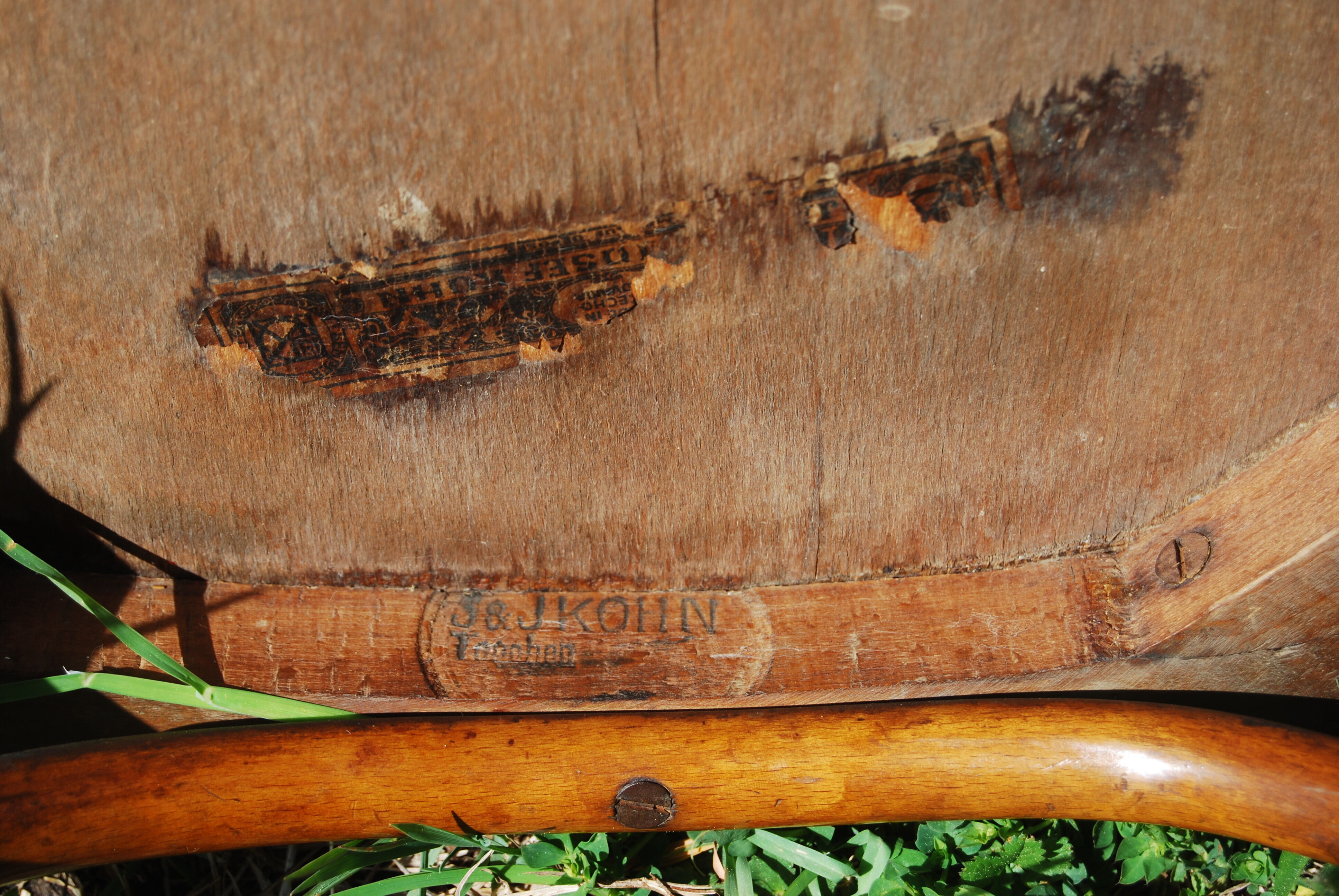 Curved wooden bistro chair J & J Kohn