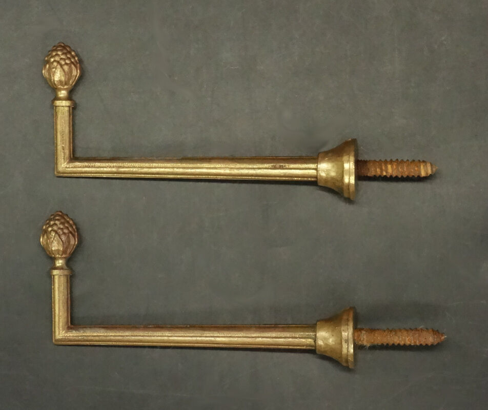Pair of embrasses Louis XVI style