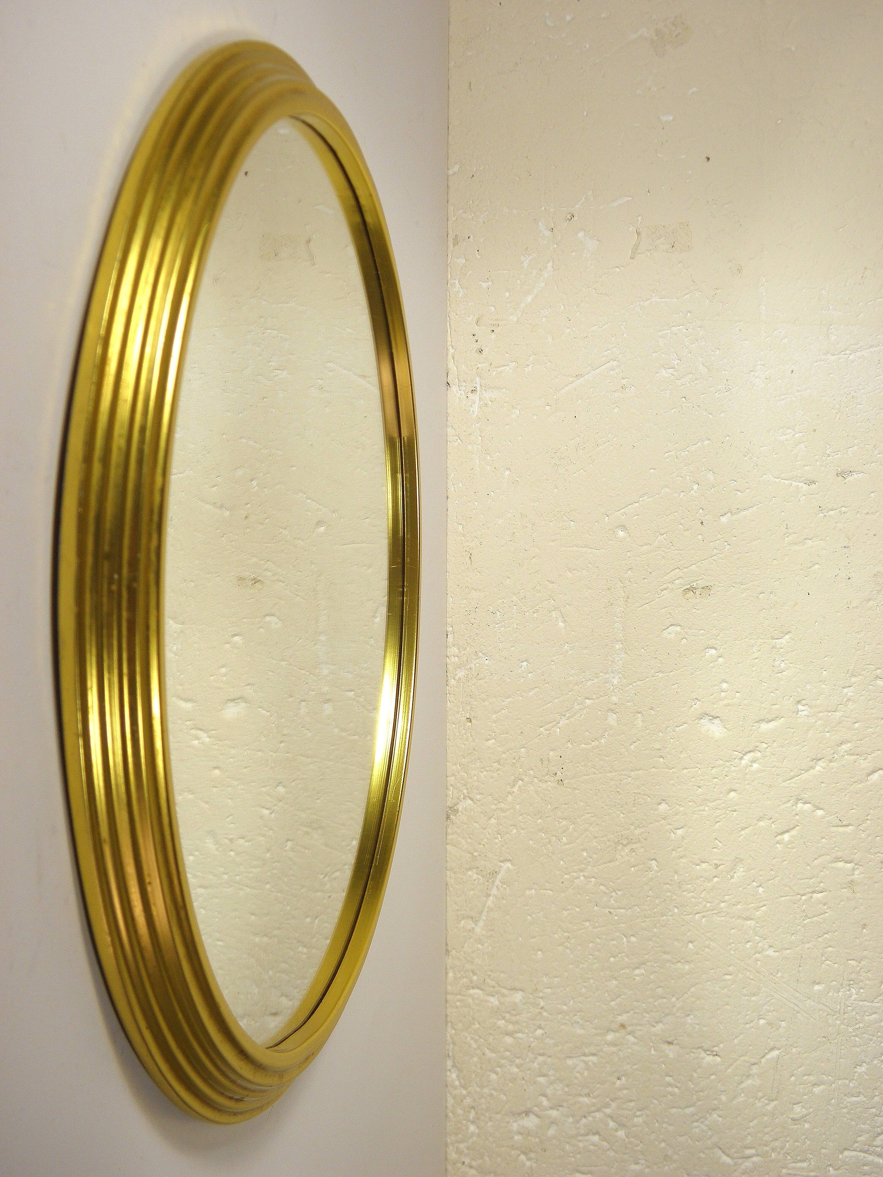 Round mirror with gold frame 31 cm