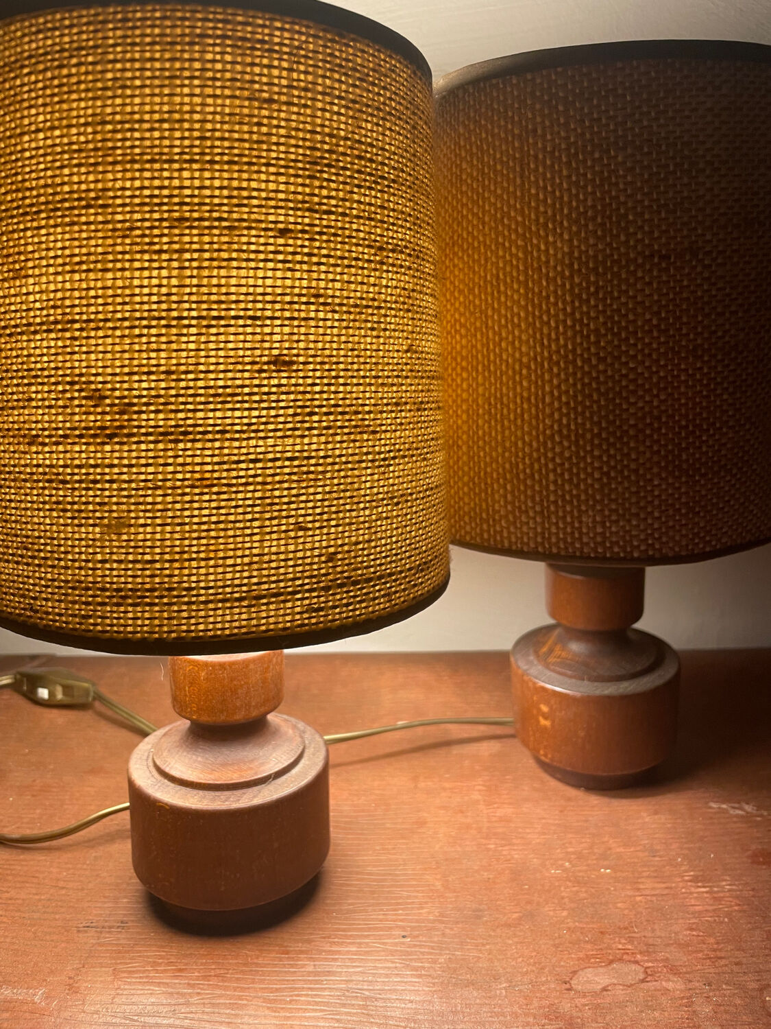 Pair of wood and jute lamps