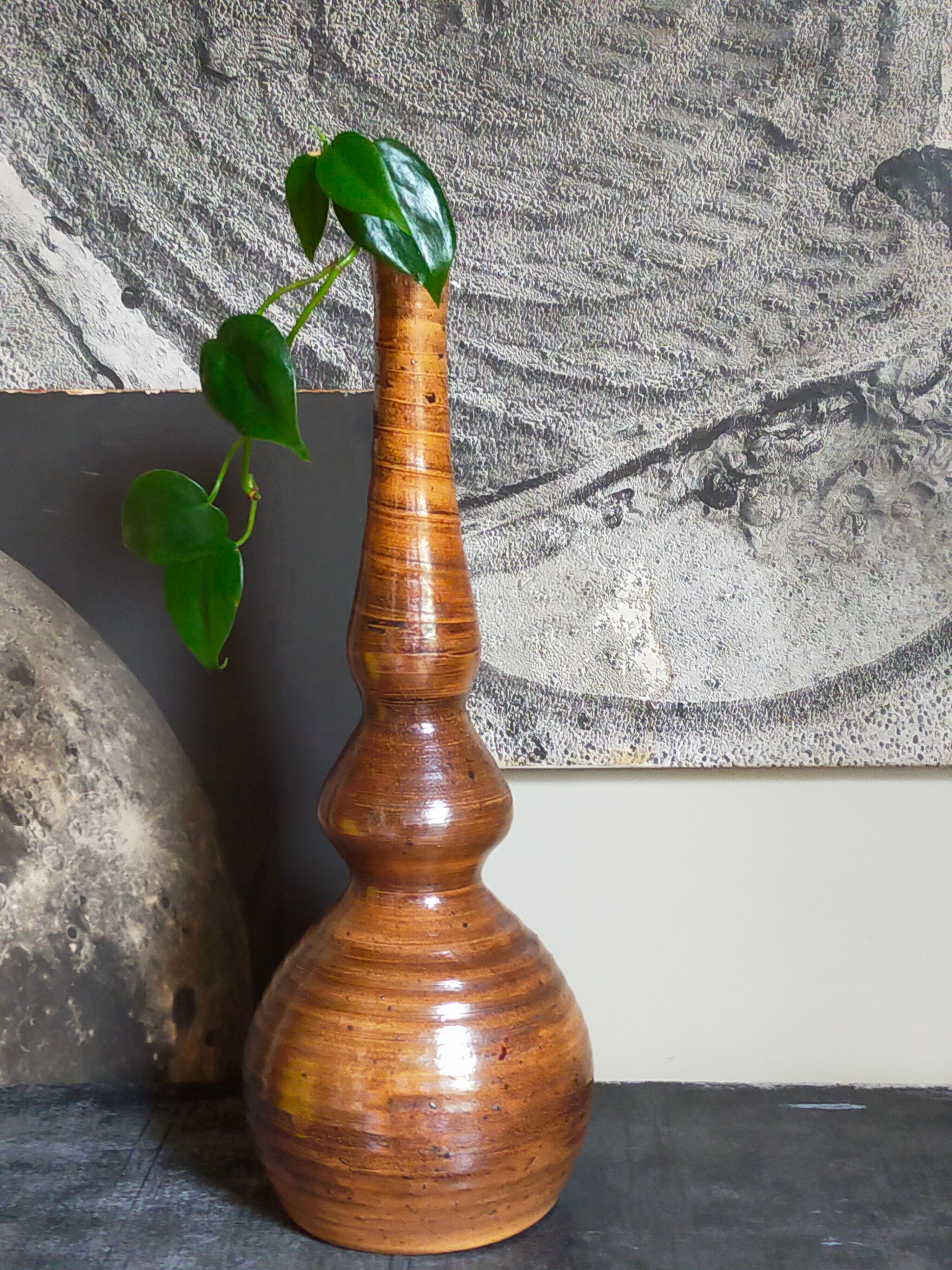 Potter's soliflore vase in vintage glazed stoneware