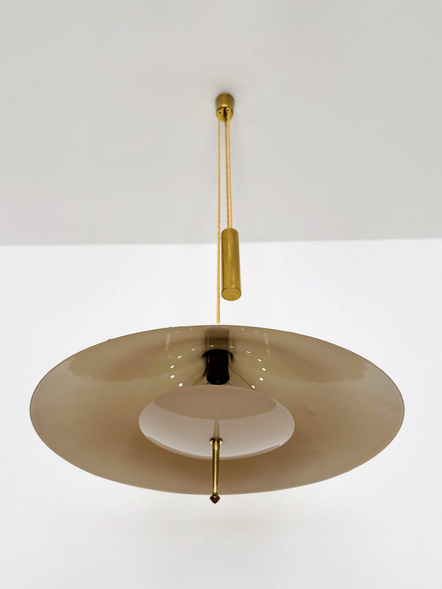 Unique Pendant Lamp with Counterweight by Vereinigte Werkstätten München