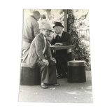 Draw. Street scene, chess. USA 80s