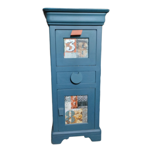Meuble d'appoint de style