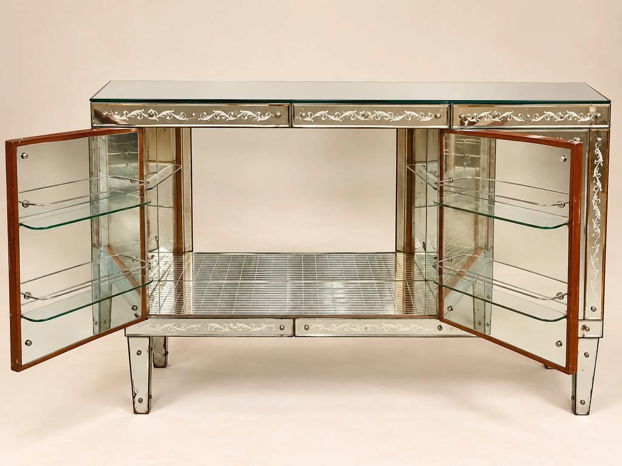 Art Deco Venetian Buffet Bar – Gilded and Bevelled Glass – 1940s