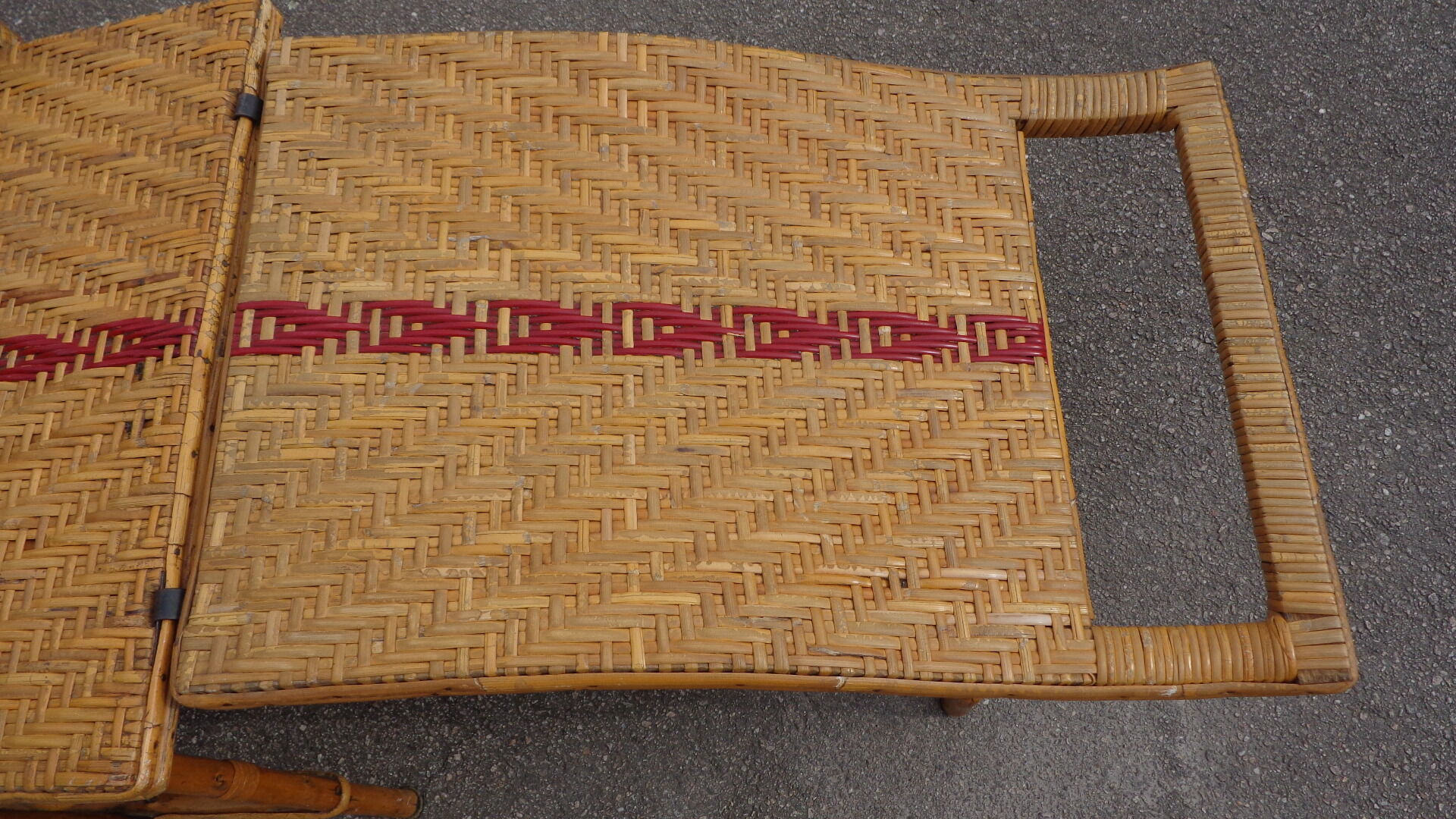 Wicker long chair