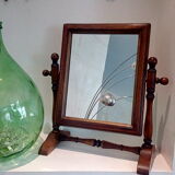 Reclining wood mirror to be laid