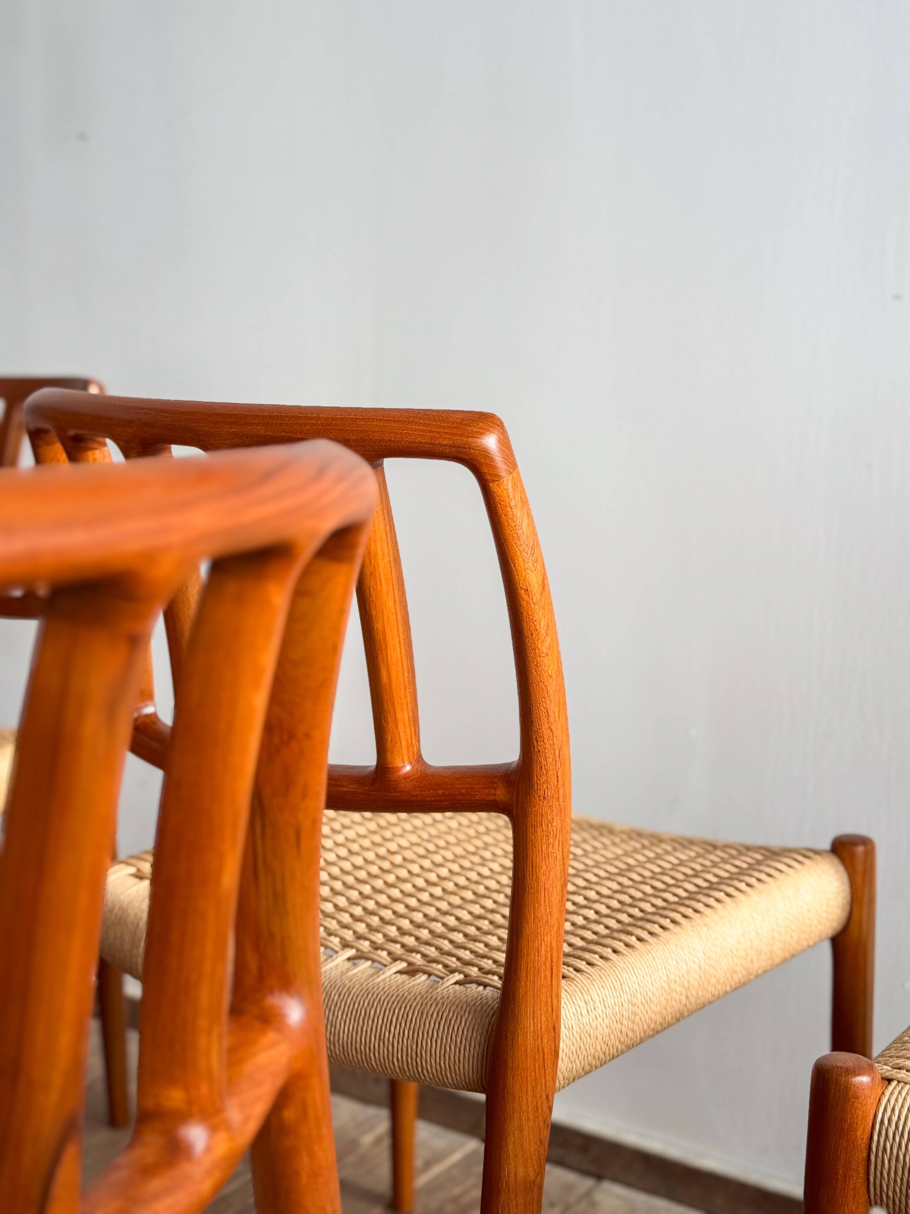 4 chaises danoises par Niels O. Møller, JL. Moller # 83, années 1960