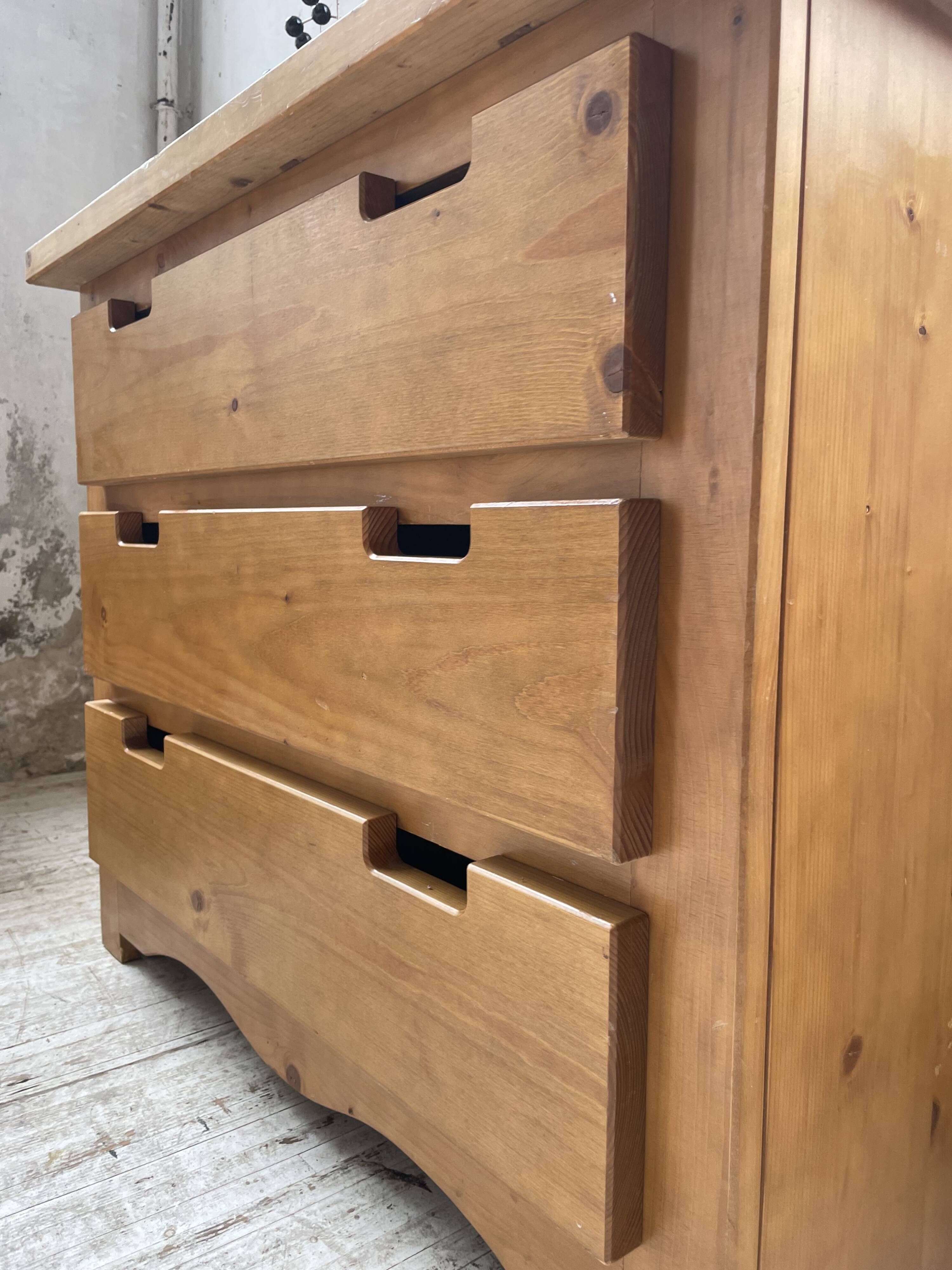 80s pine chest of drawers, mountain furniture