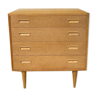 Scandinavian oak chest of drawers by Hundevad