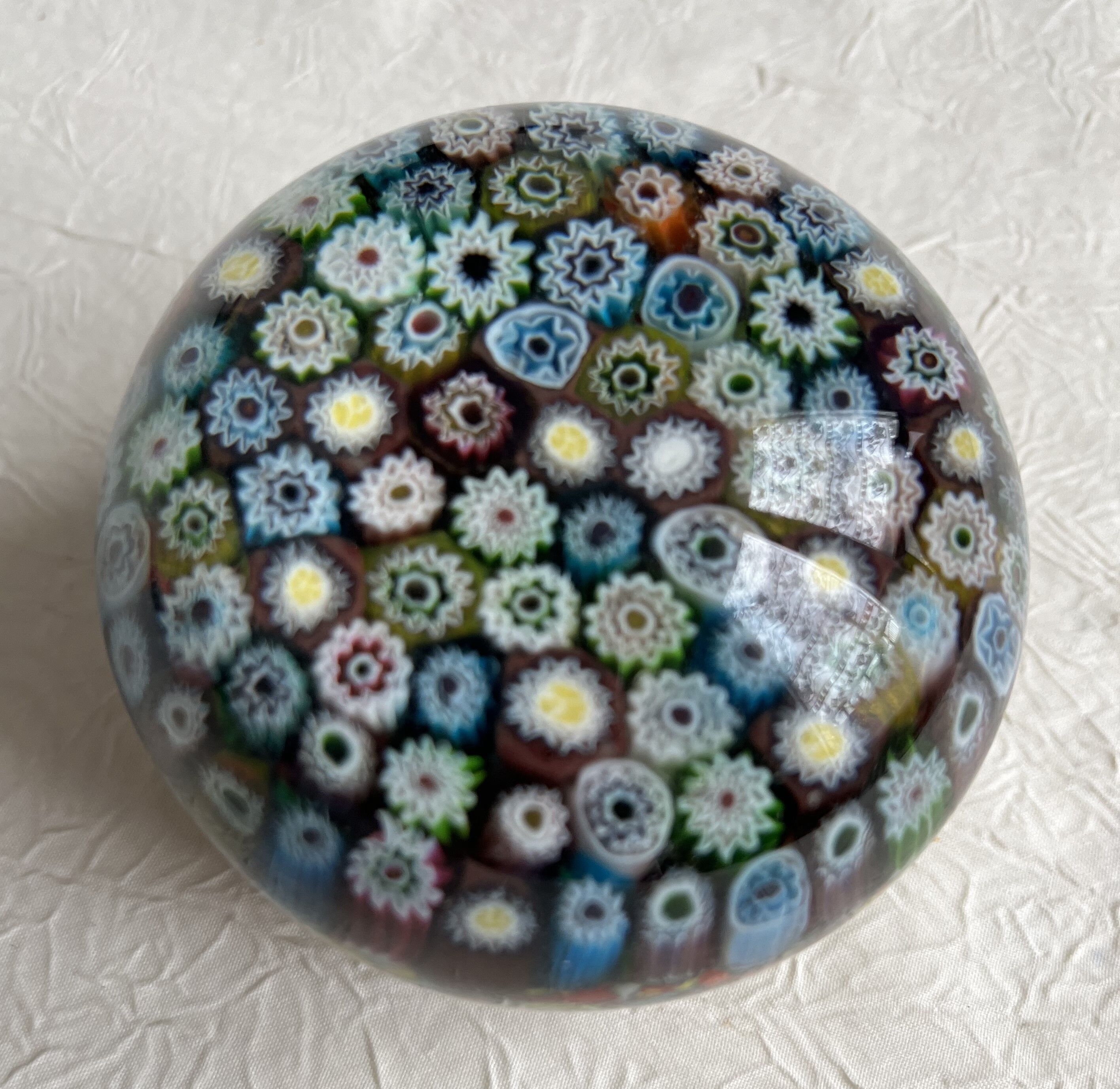 Millefiori paper press ball