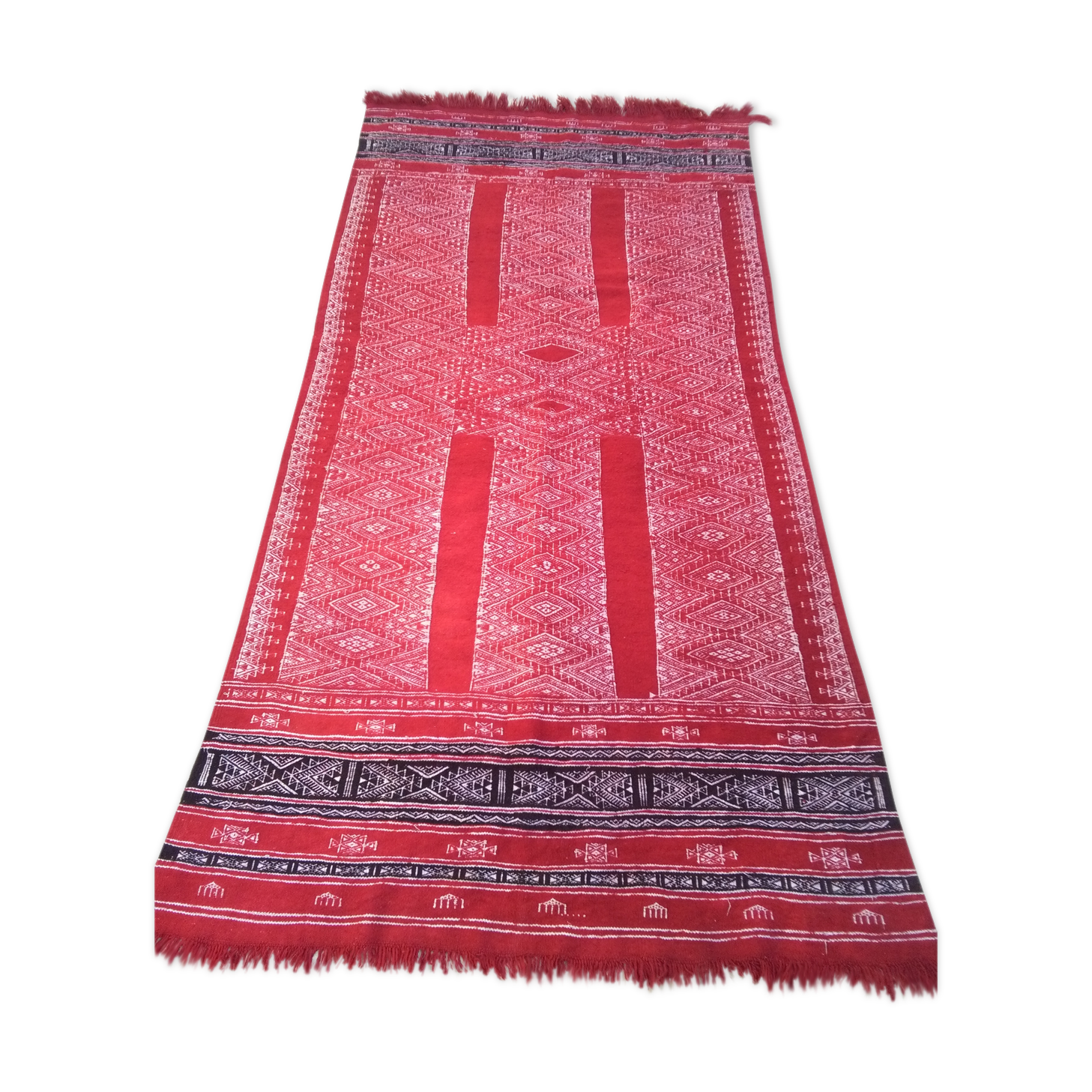 122 x 231 cm handmade Kilim red and white wool