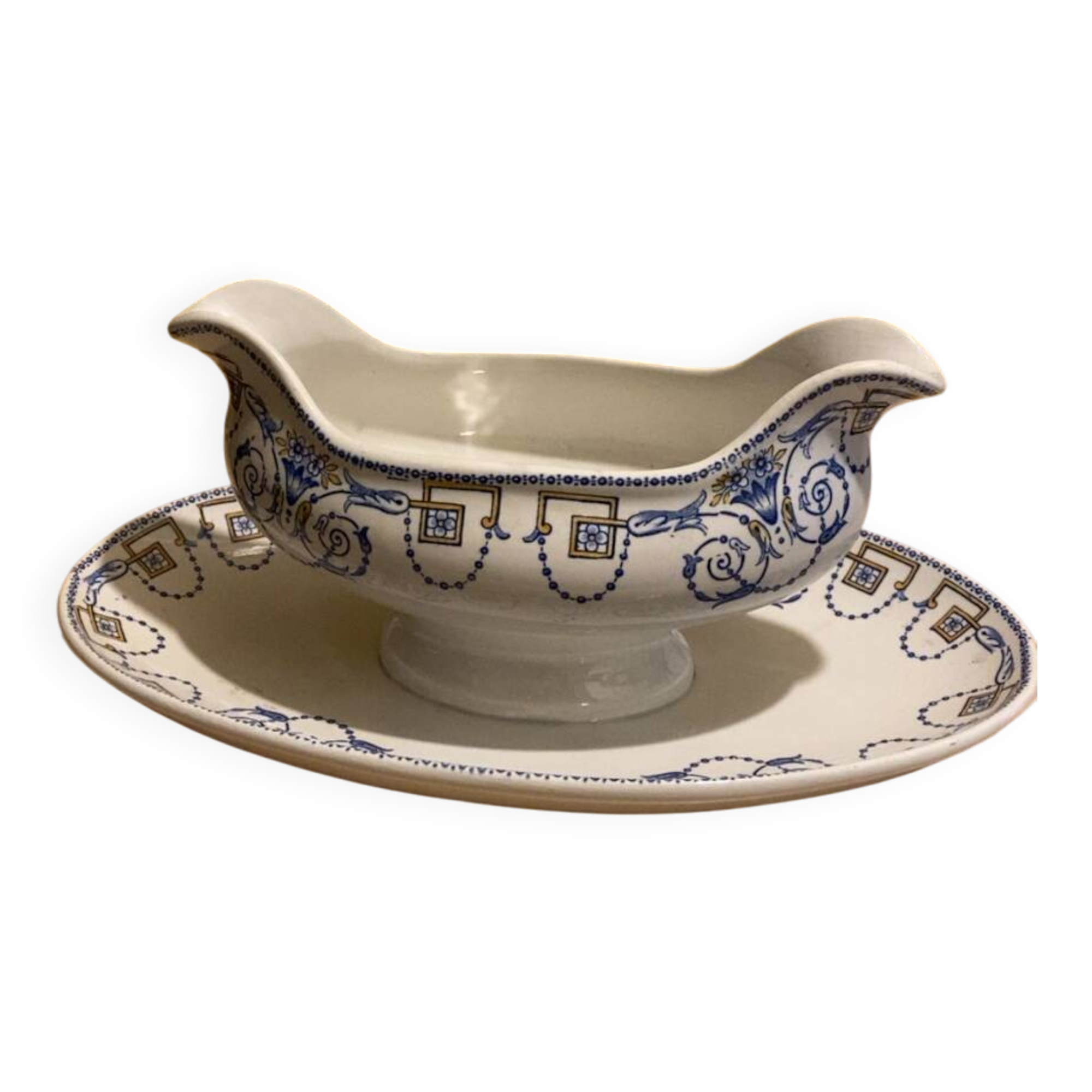 Digoin Sarreguemines gravy boat, Navarre collection