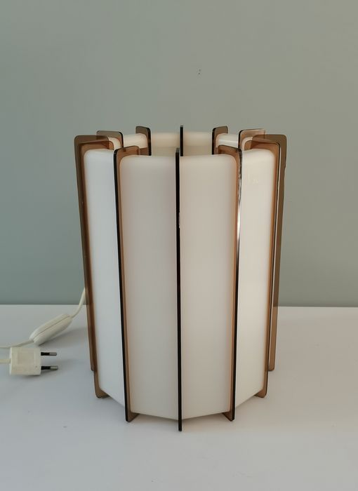 Plastic and plexiglass table lamp Harvey Guzzini