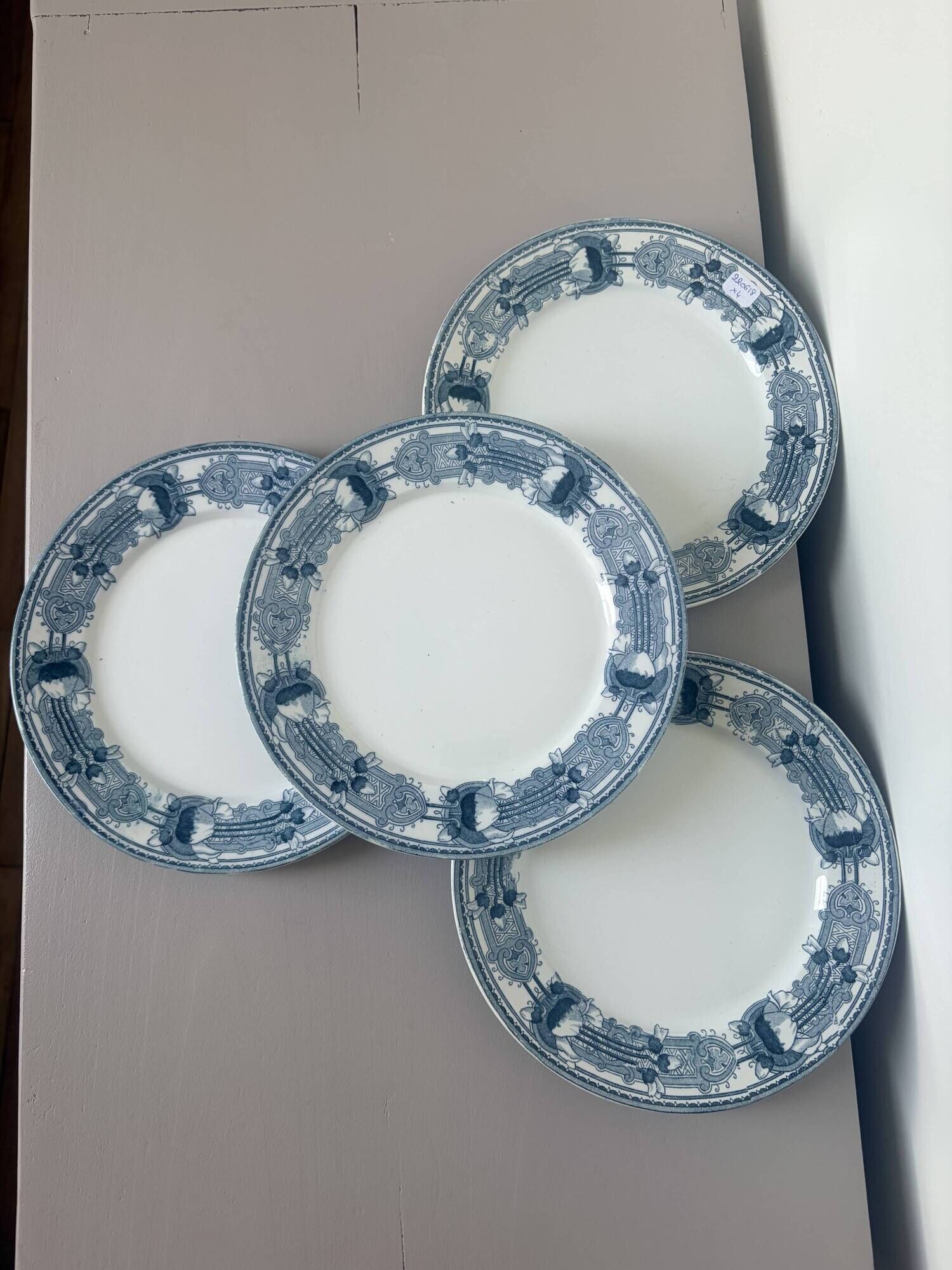 4 vintage dessert plates from CM&C model Massena 220618