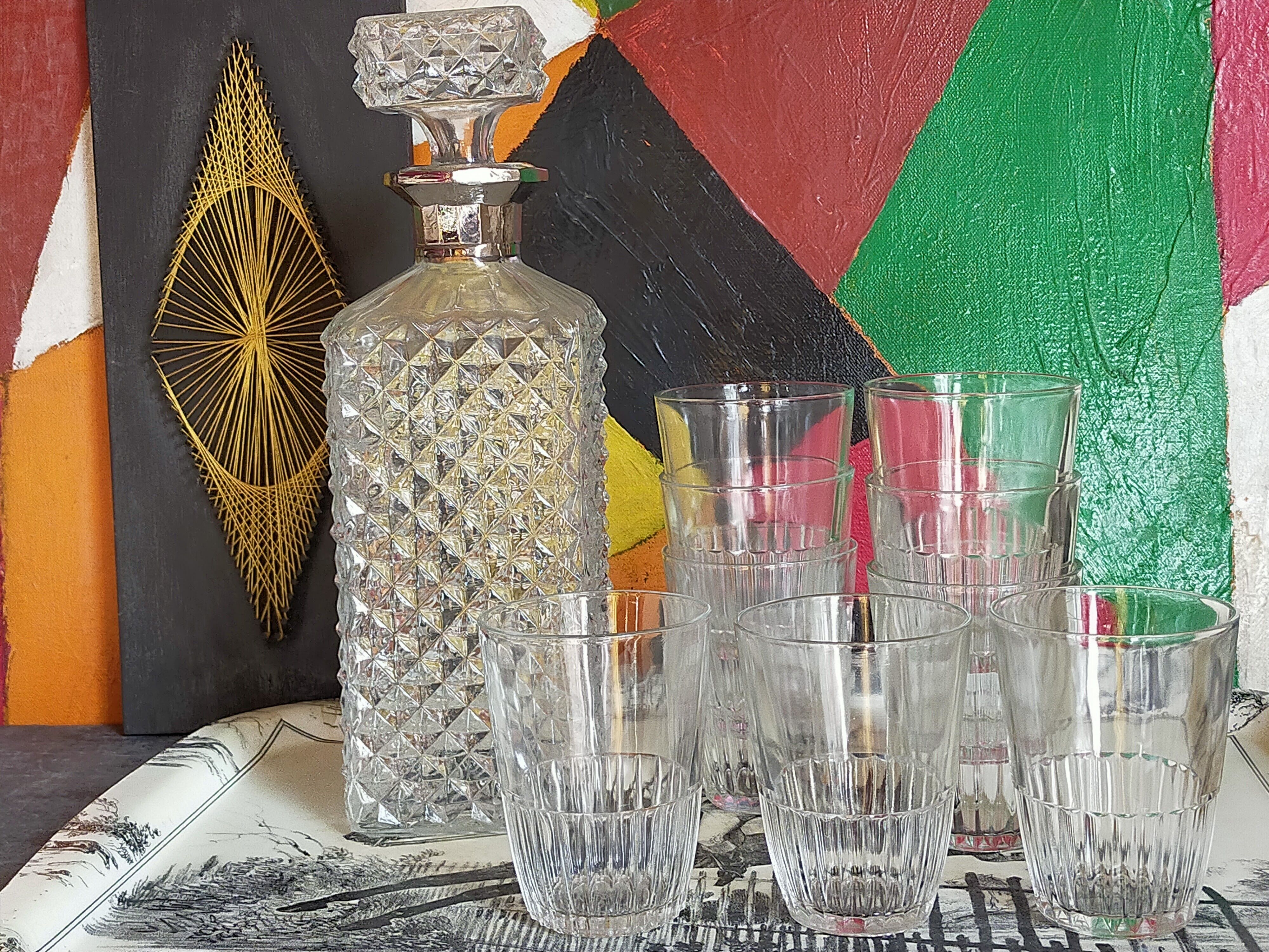 Nine vintage glasses of cider 40s