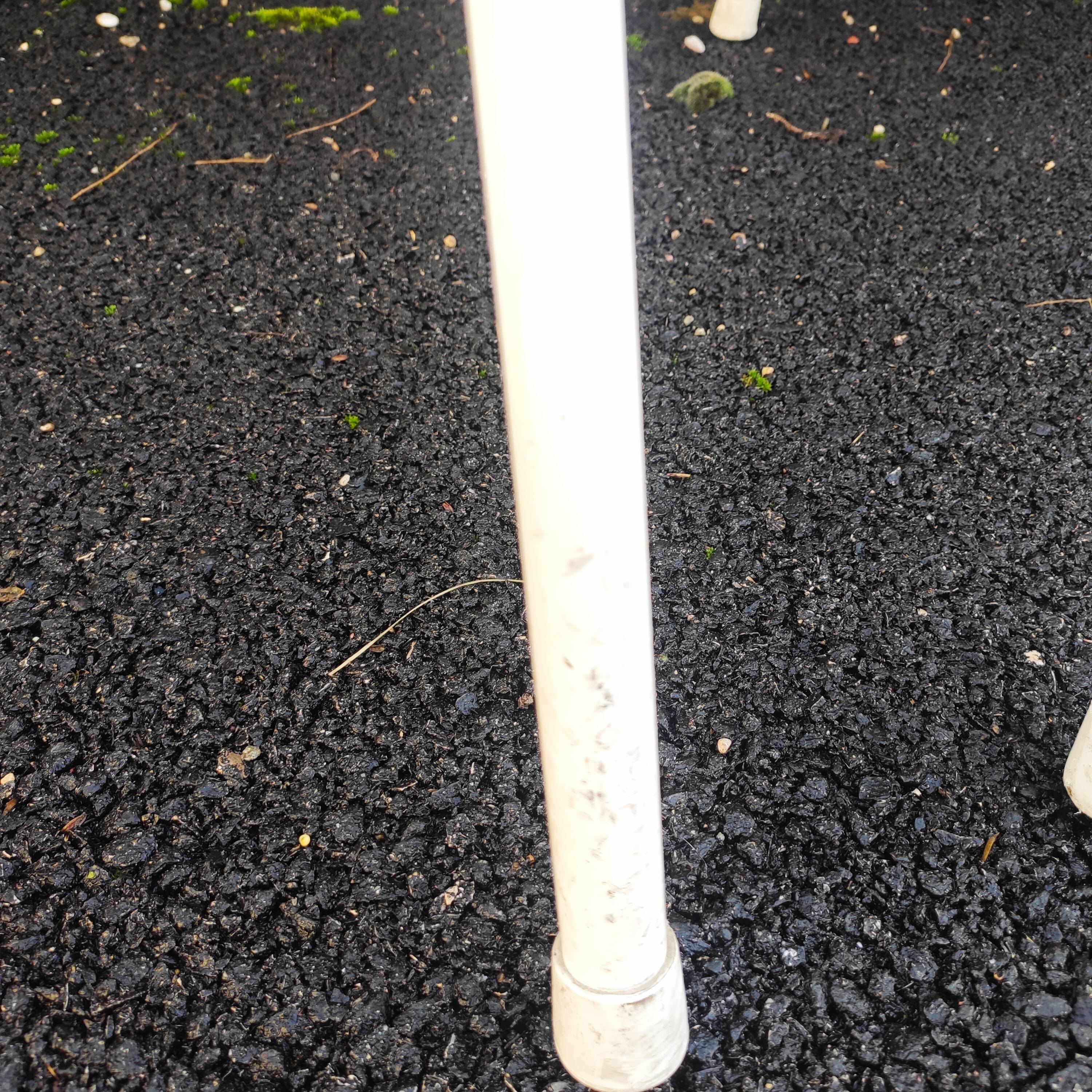 Armchairs with original cushions and Emu garden table model Rio 1966.