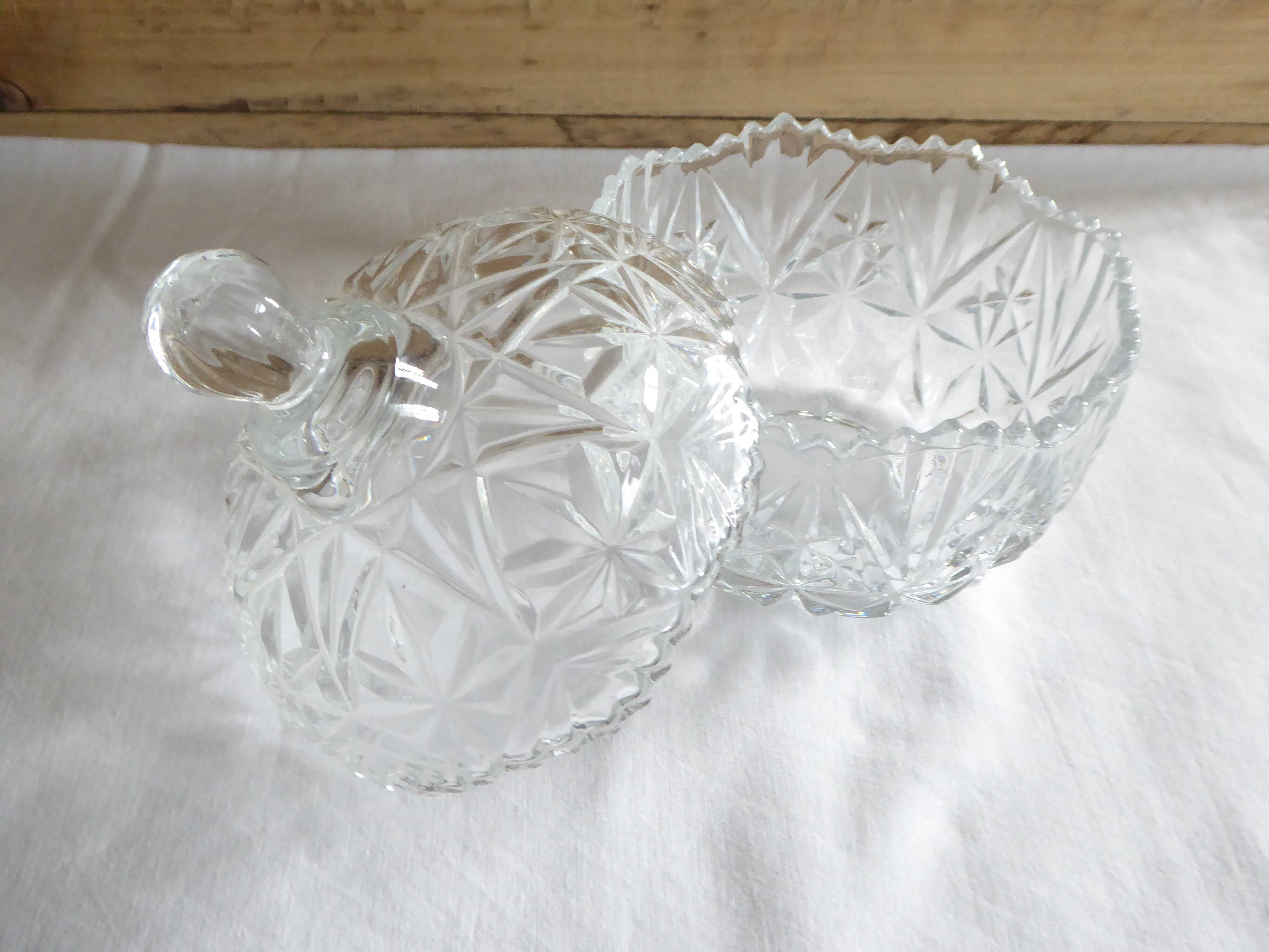 Bonbonniere, Sugar Bowl, Covered Glass Pot