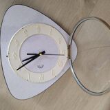 Pendulum, white formica clock, triangle shape, vintage, functional