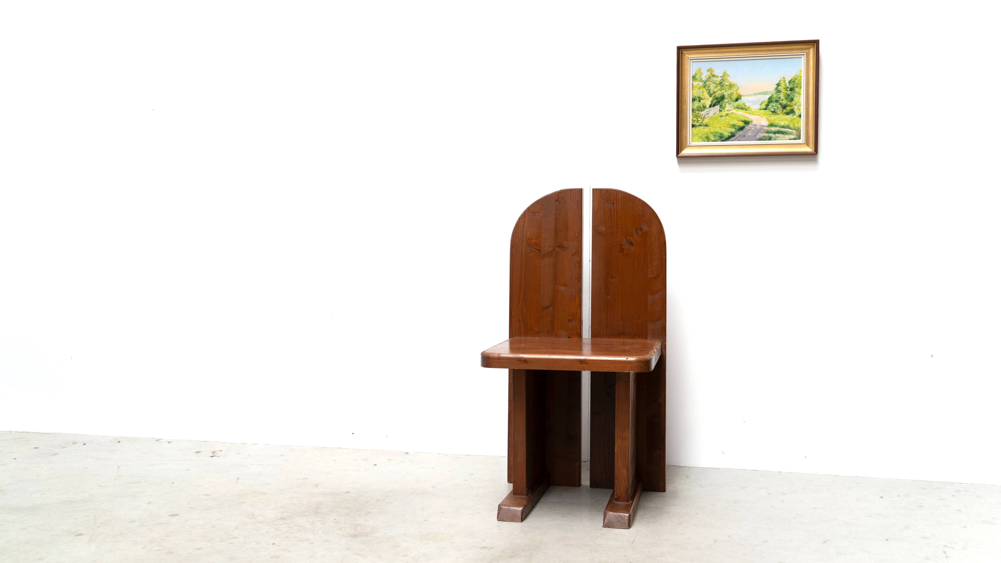 Ensemble de deux chaises de salle à manger sculpturales