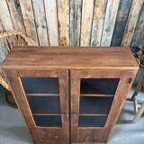 Small walnut display case (renovated)