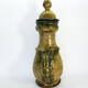 Pichet carafe avec couvercle, signé