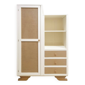 Asymmetrical wardrobe