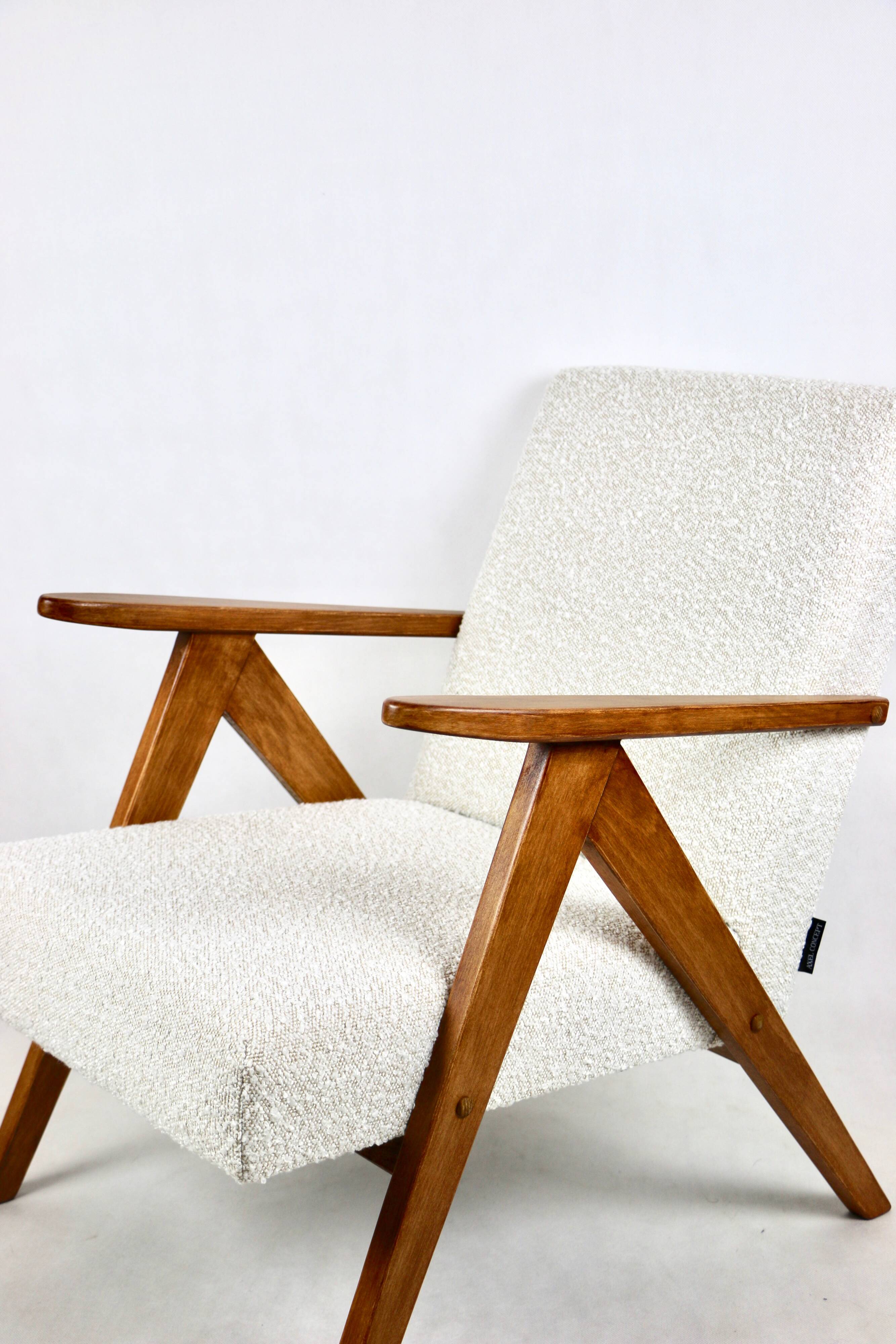 Vintage Ivory White Boucle Model B-310 Armchair, 1970s