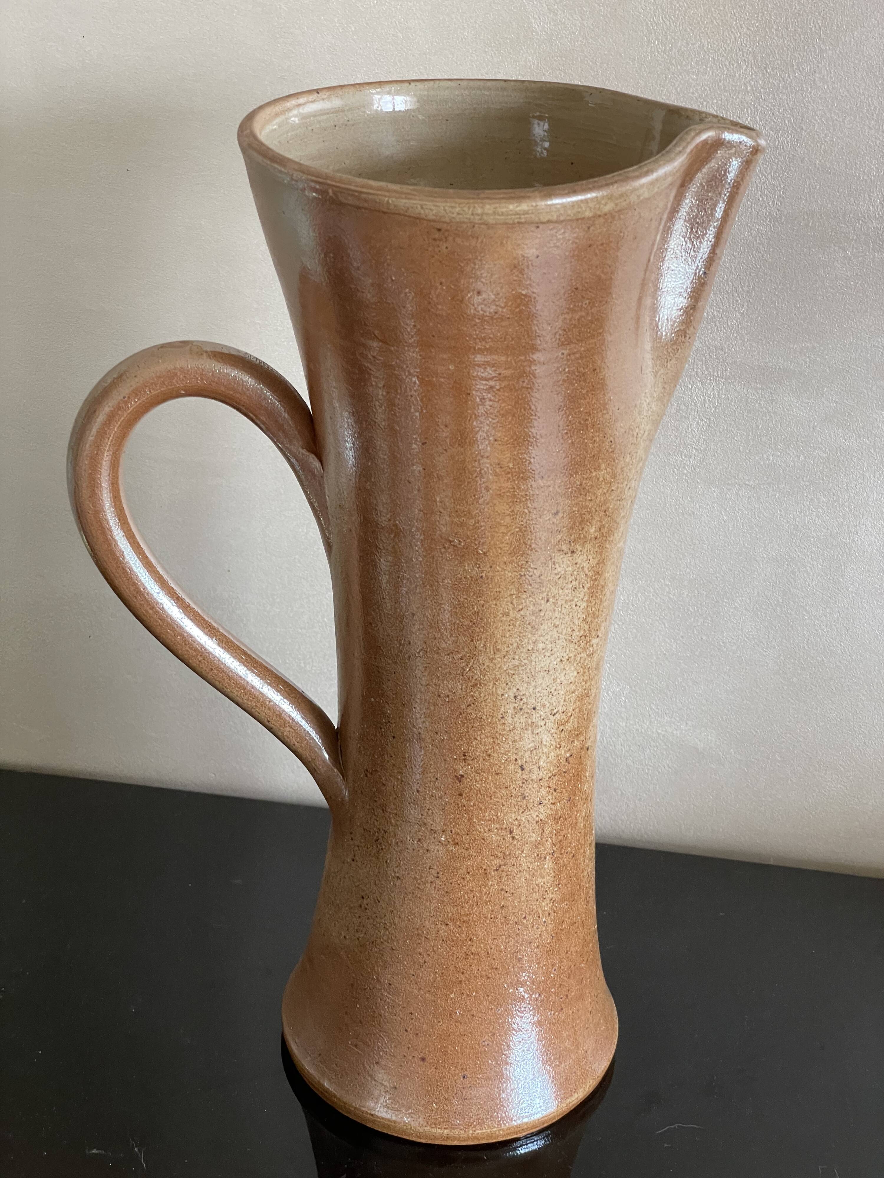 Pitcher in glazed sandstone