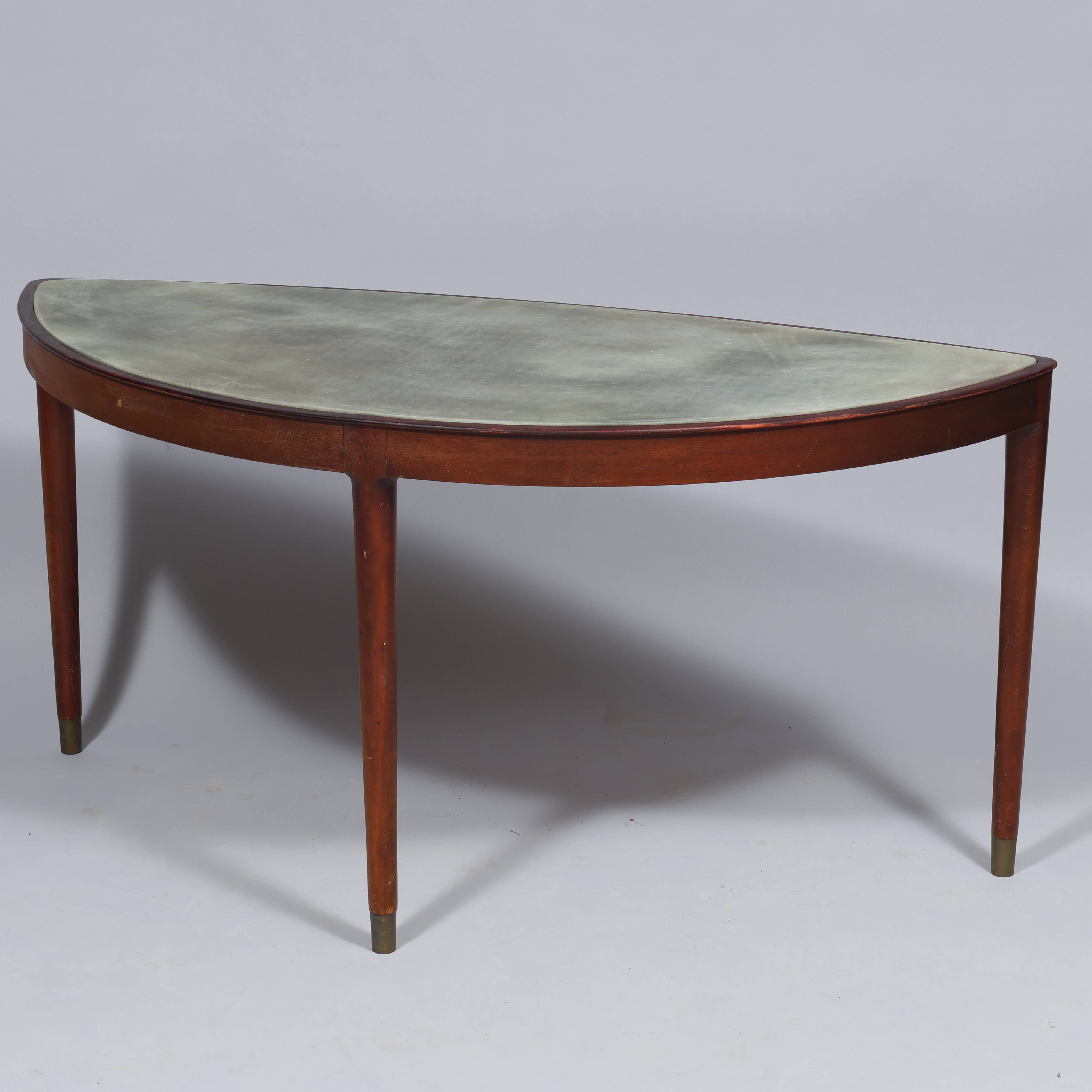 Mahogany coffee table - Sweden style - 1940s